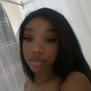 Meet your Posher, Janessa